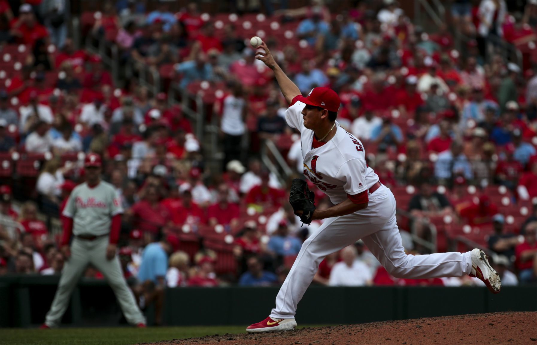 Cardinals take on Phillies